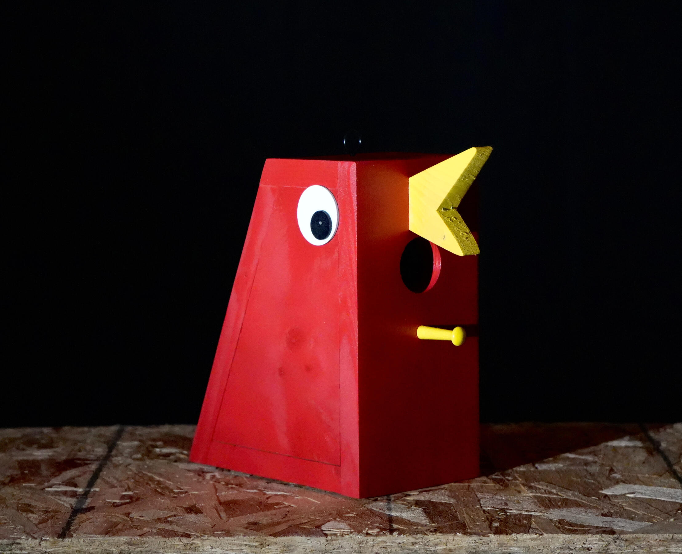 Big Chicken Bird House from Fictional Memories Vintage Big Chicken Bird House from Fictional Memories Vintage
